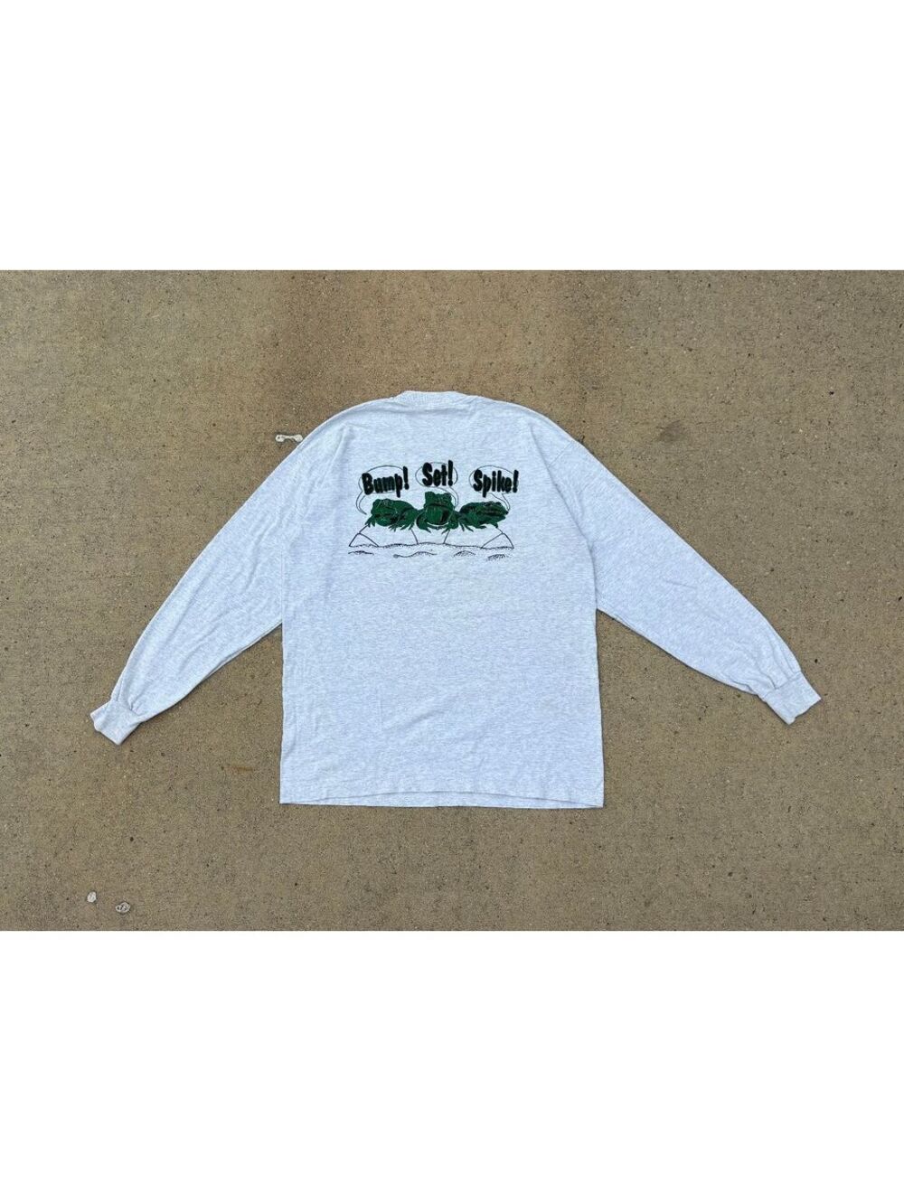 Vintage Fruit of the Loom XL Gray Long Sleeve Graphic Shirt